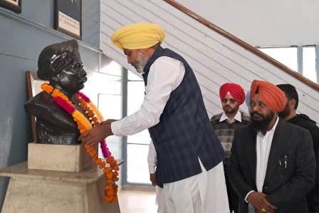 96th Sacrifice Day of Lala Lajpat Rai Celebrated in Dhudike