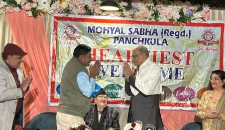 Mohyal Sabha Panchkula Honors Vice Admiral Dutta Couple