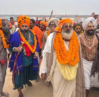 महाकुंभ प्रयागराज 2025 में निहंग सिखों की भागीदारी