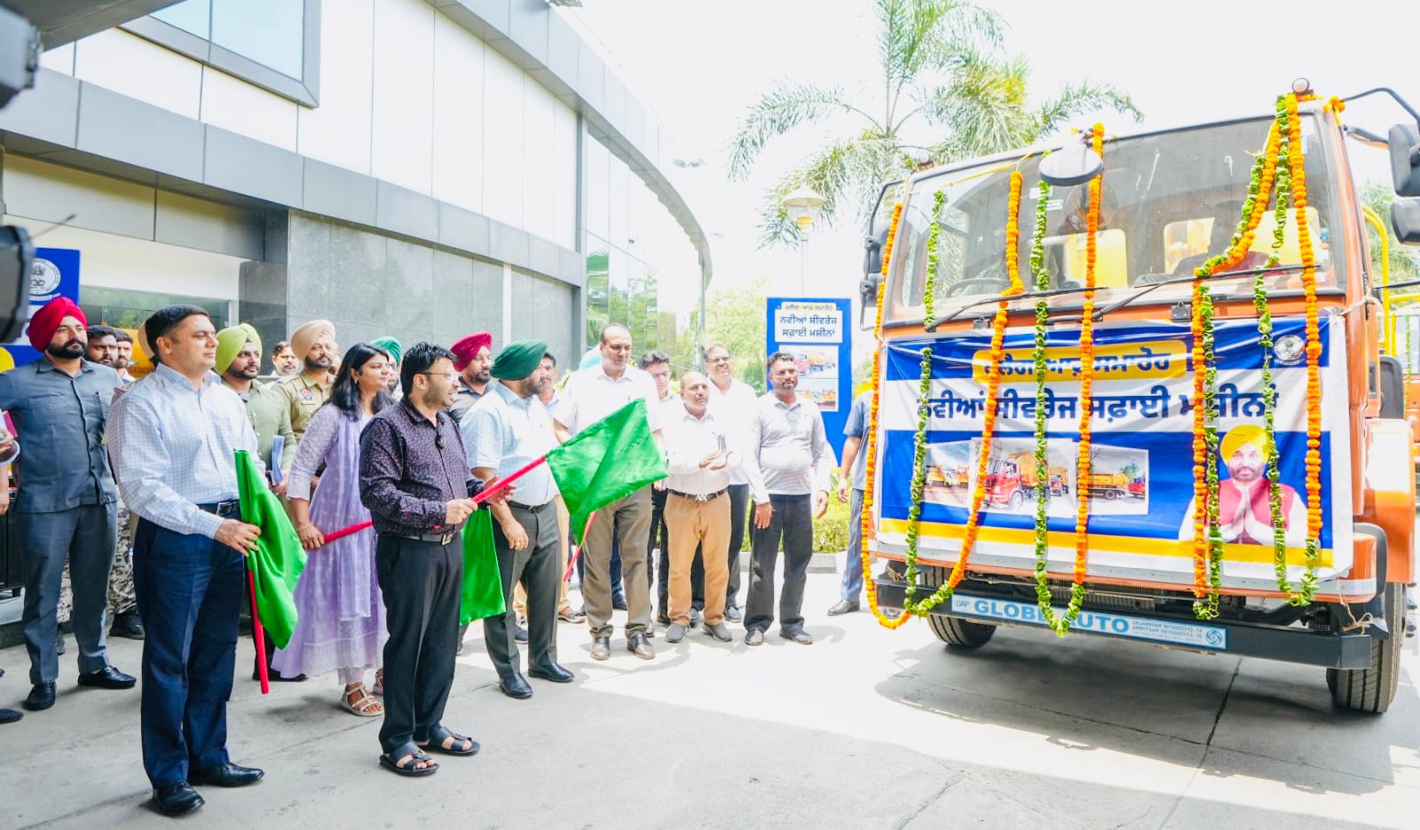 Punjab Launches 730 Advanced Cleaning Machines