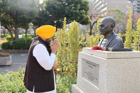CM Mann Honors Gandhi ji in Japan: A Call for Peace